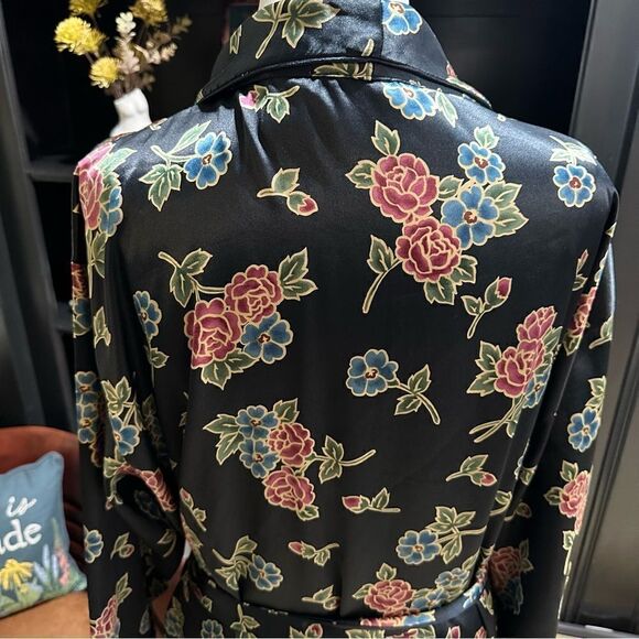 Go Softly Black Metallic Rose Vintage Robe and Nightgown Size Large - Picture 12 of 14